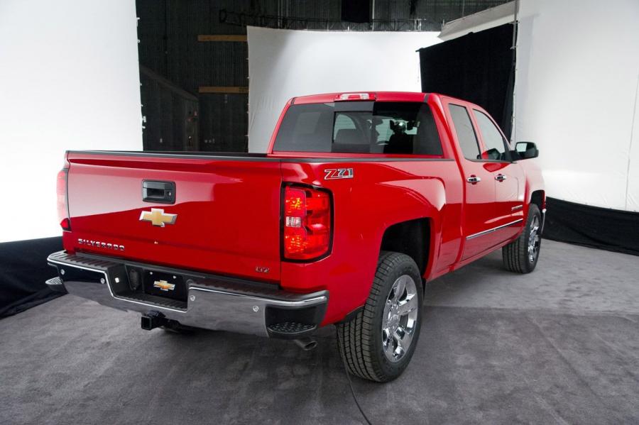  Chevrolet Silverado 2014 года  (фото 25 из 104)
